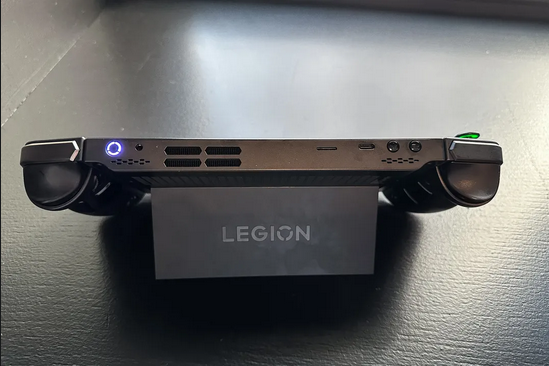 联想Legion GO掌上PC定价公布：699美元起