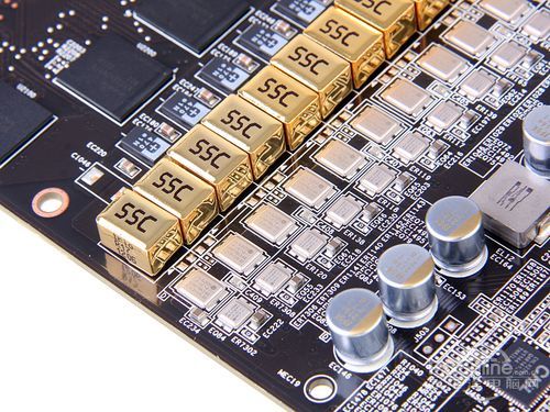 微星R7970 LIGHTNING显卡