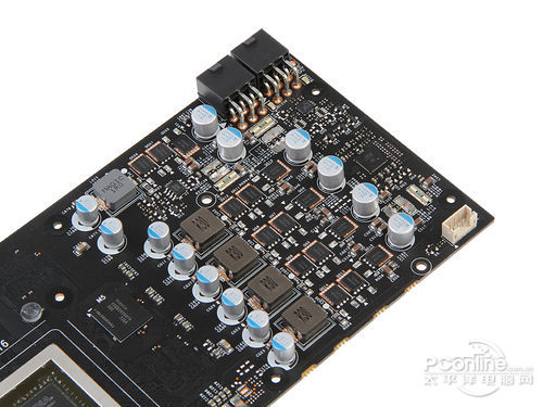 七彩虹 iGame660 烈焰战神X D5 204