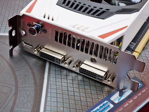 七彩虹 iGame650 烈焰战神X D5 1024M