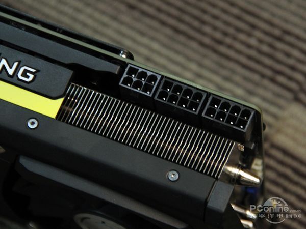 微星R9 290X Lightning