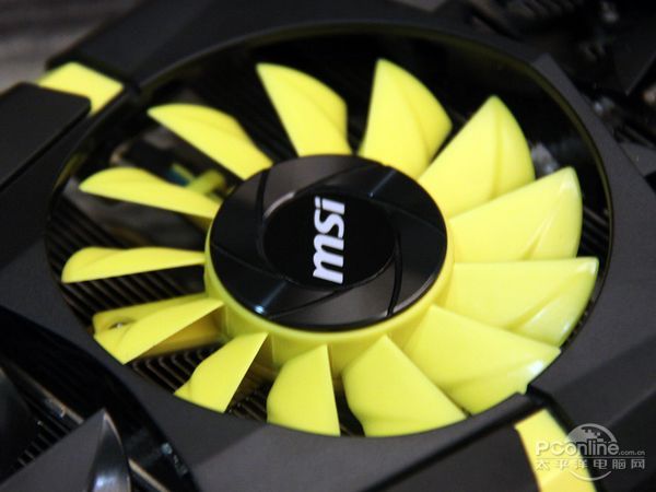 微星R9 290X Lightning