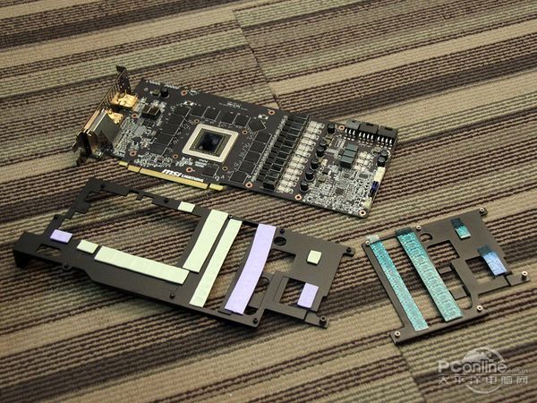 微星R9 290X Lightning