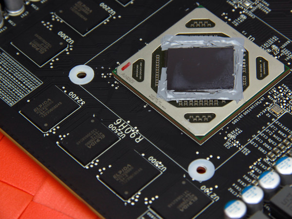 镭风R9 285交火测试