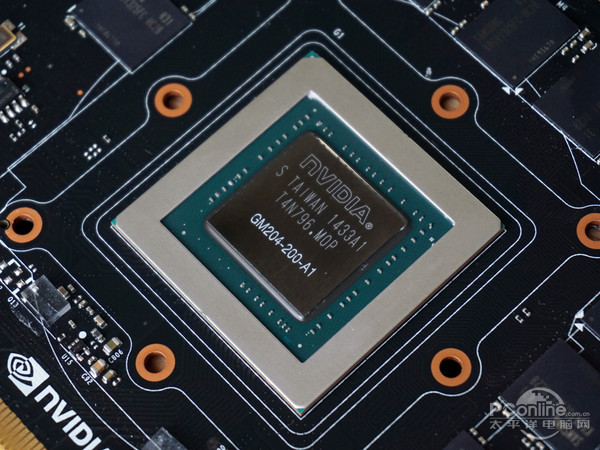映众GTX970 Ultra冰龙超级版拆解