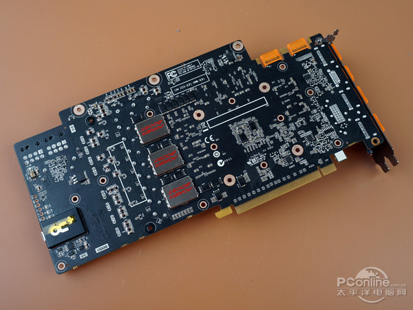 索泰GTX970至尊OC