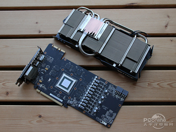 华硕 GTX980 评测