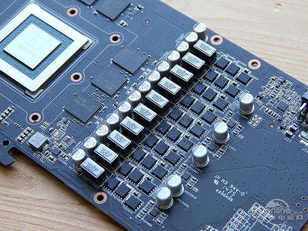 华硕 GTX980 评测