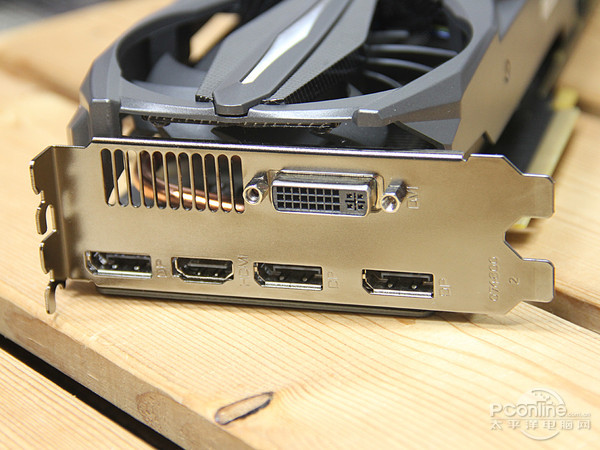 索泰GTX960评测