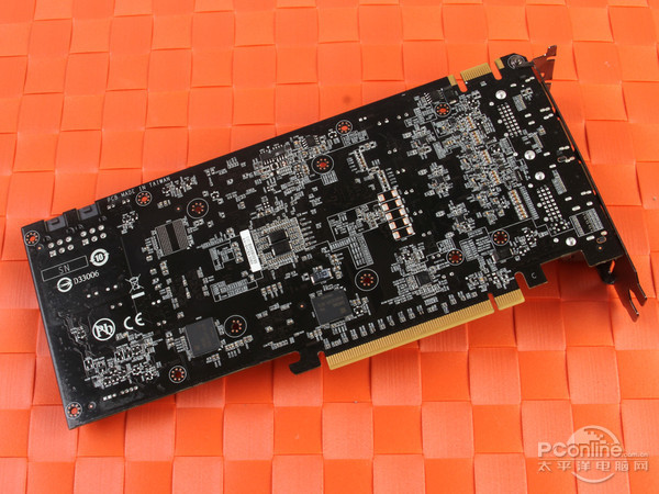 技嘉GV-N960G1 GAMING