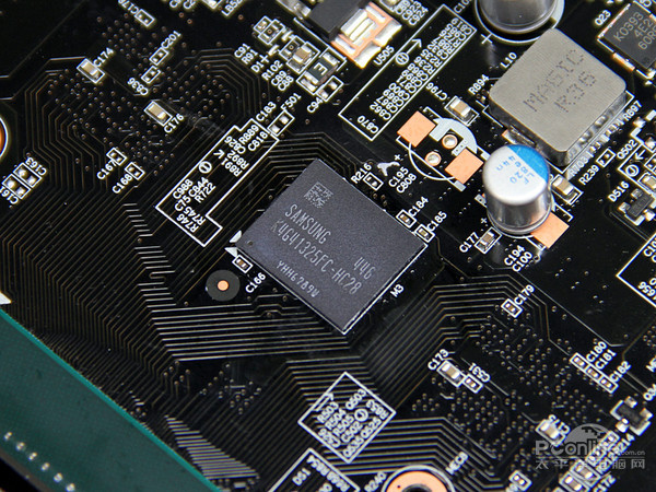 技嘉 GTX960