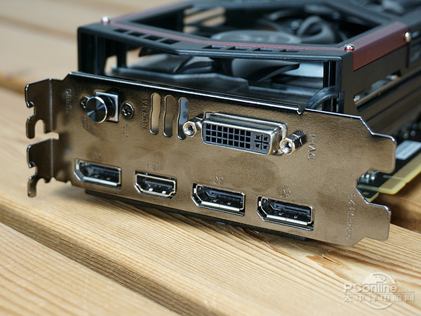 七彩虹 iGame 980Ti