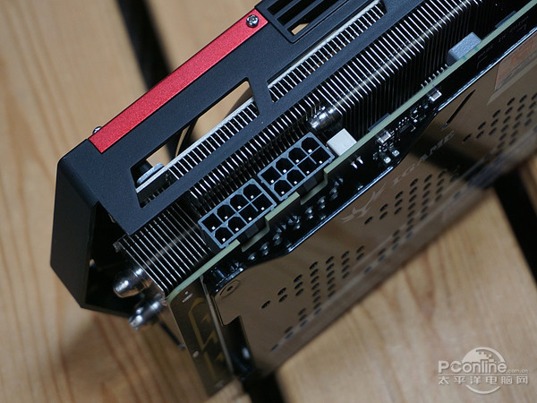 七彩虹 iGame 980Ti