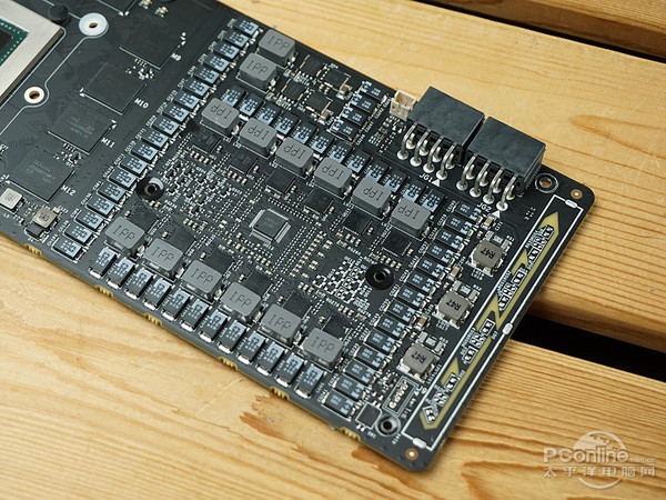 七彩虹 iGame 980Ti