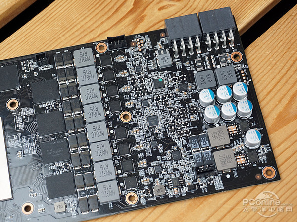 技嘉GTX980