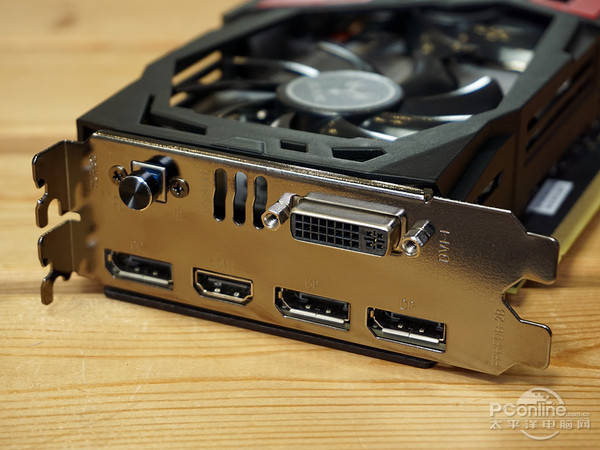 七彩虹 iGame GTX980 Ti