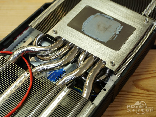 七彩虹 iGame GTX980 Ti
