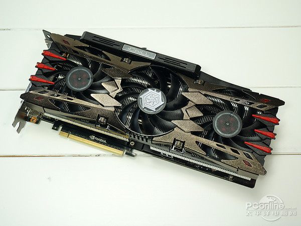 映众 GTX980Ti 冰龙