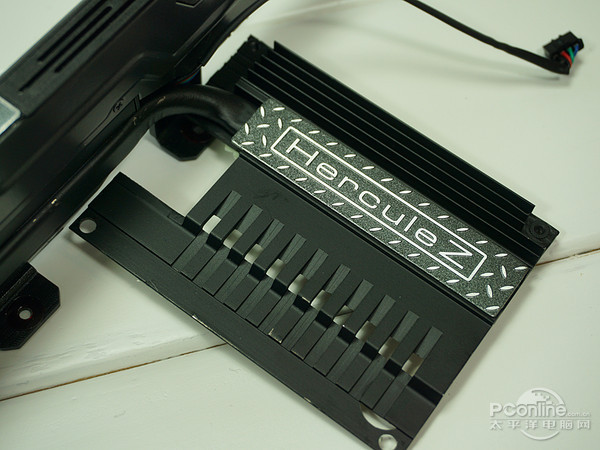映众 GTX980Ti 冰龙
