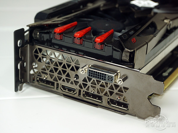 映众 GTX980Ti 冰龙