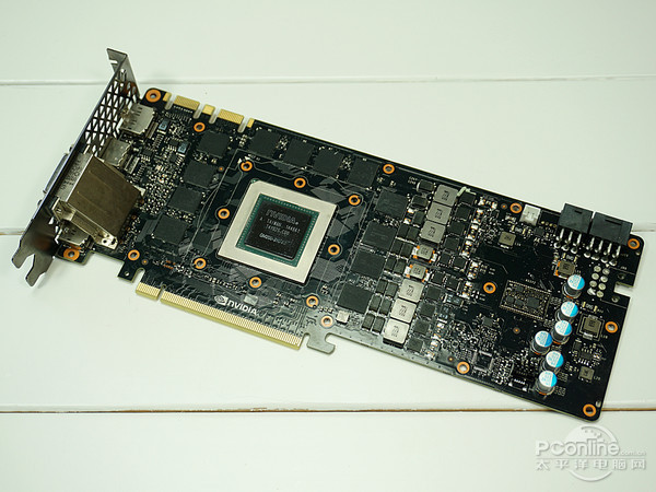映众 GTX980Ti 冰龙