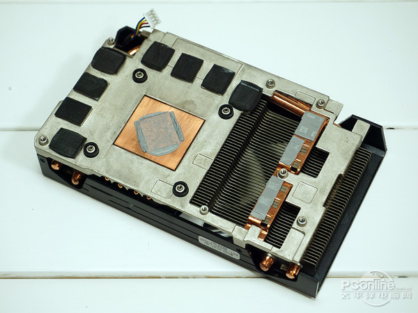 蓝宝石R9 380超白金ITX