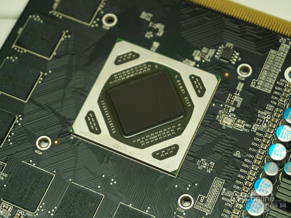 蓝宝石R9 380超白金ITX