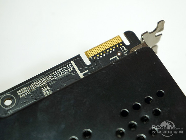 镭风 R9 370 1024SP? 毒蜥