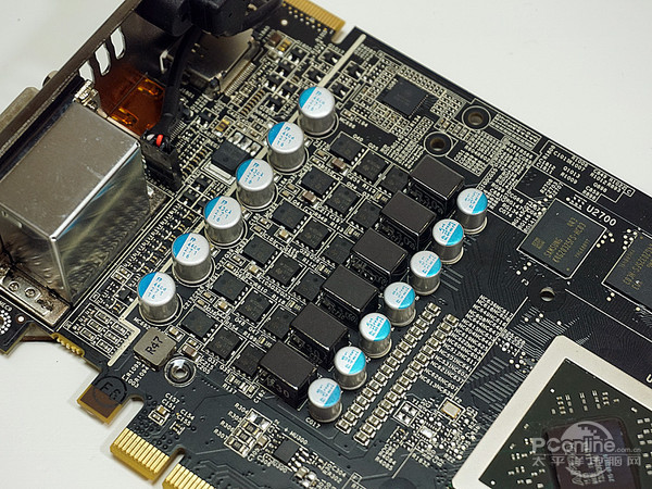 镭风 R9 370 1024SP? 毒蜥