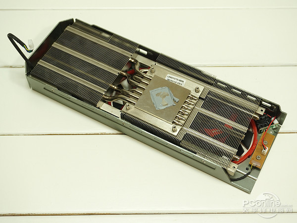 镭风 R9 380 毒蜥