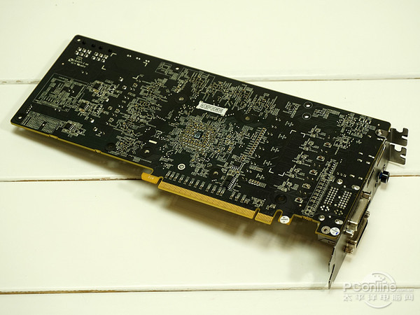 镭风 R9 380 毒蜥