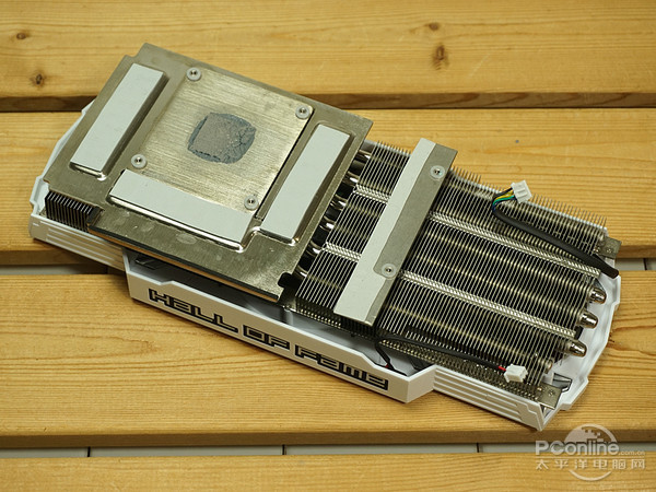 影驰 GTX980Ti HOF