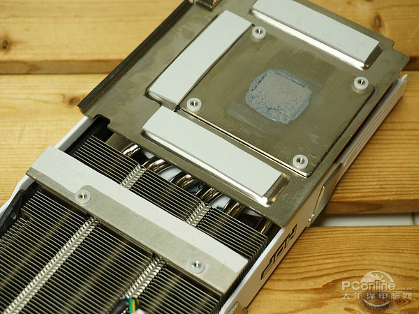 影驰 GTX980Ti HOF
