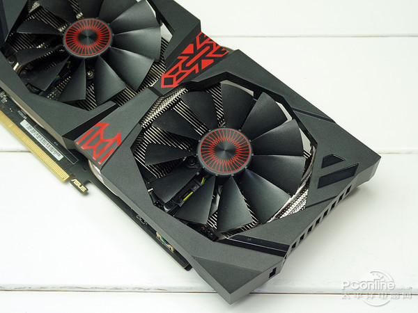 华硕 R9 380 STRIX