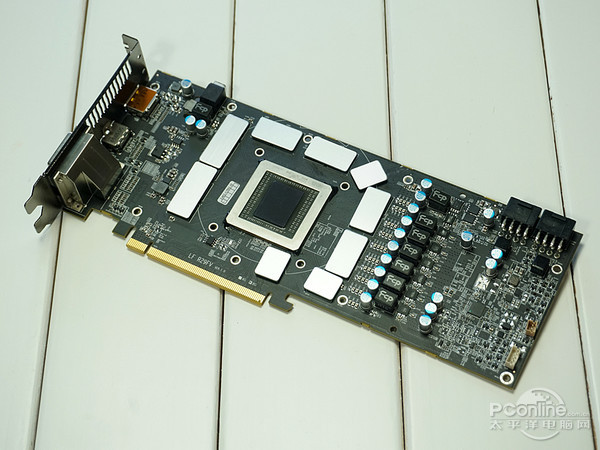 迪兰 R9 390 8G