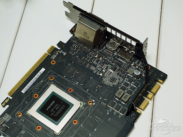 华硕 GTX980Ti