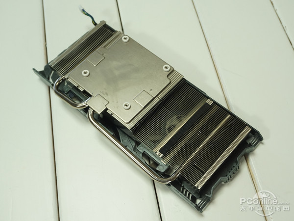 影驰GTX950黑将