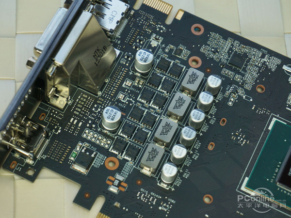 华硕STRIX-GTX950