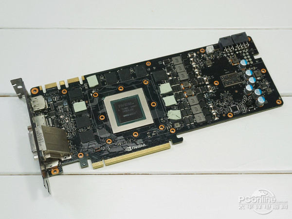 映众GTX980Ti冰龙超级版