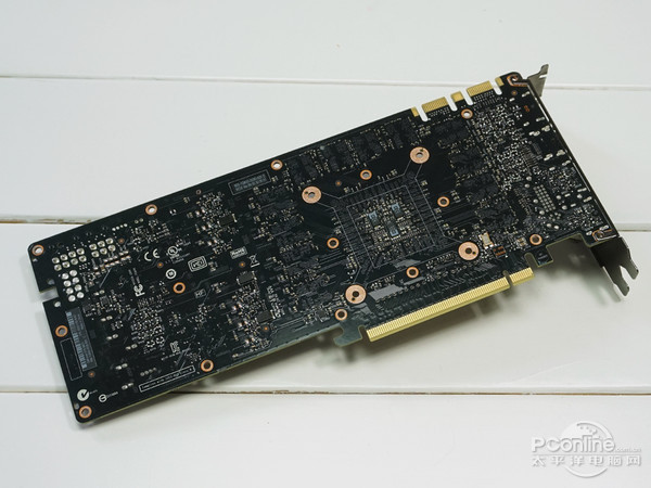 映众GTX980Ti冰龙超级版