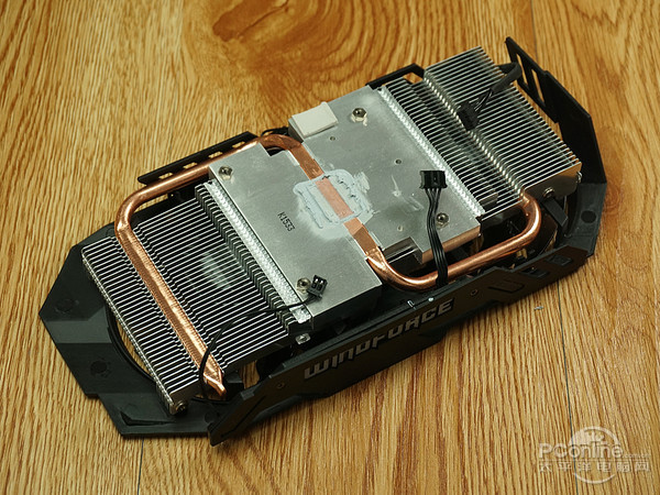 技嘉950