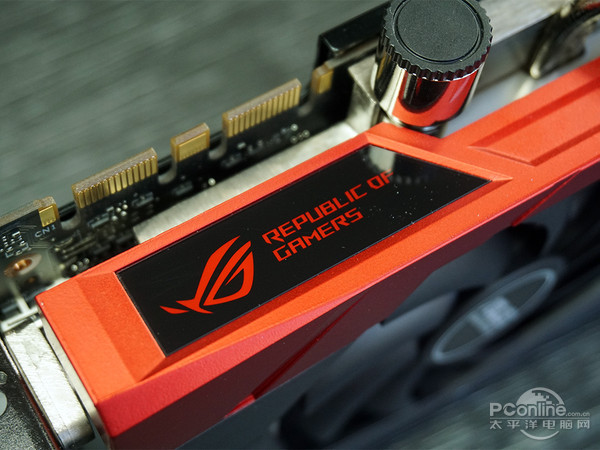 满载45度的旗舰卡！测华硕GTX980Ti海神