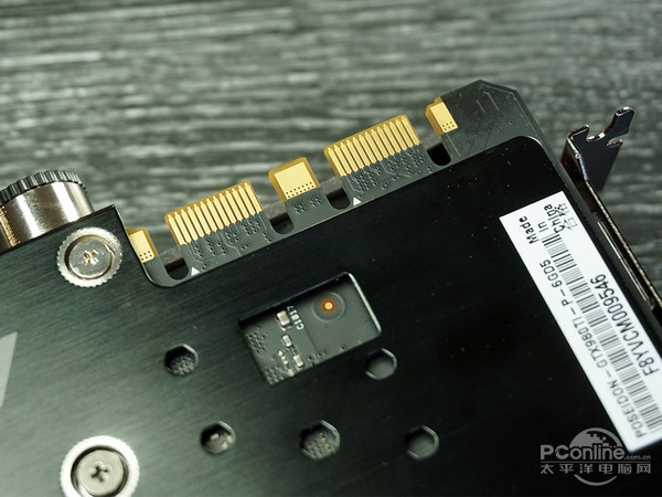 满载45度的旗舰卡！测华硕GTX980Ti海神