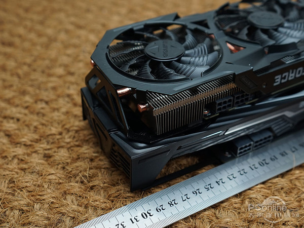 蓝宝R9 380黑钻