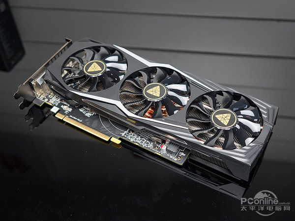 蓝宝石 R9 380 4G 黑钻