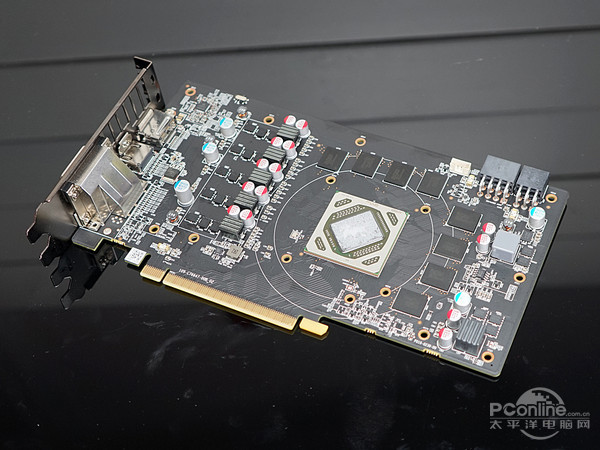 蓝宝石 R9 380 4G 黑钻
