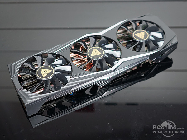 蓝宝石 R9 380 4G 黑钻