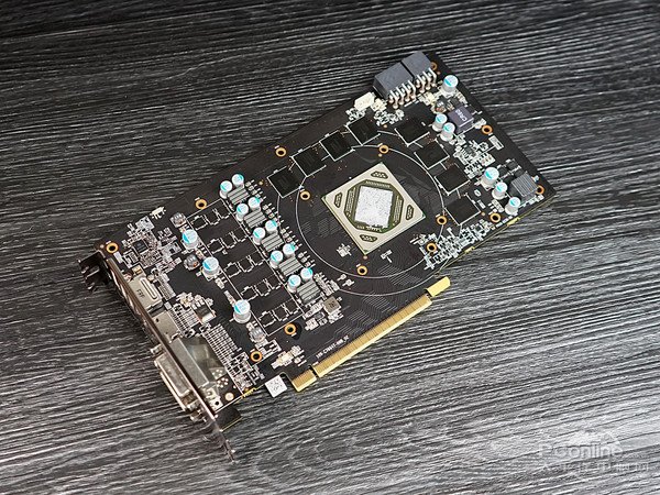蓝宝石R9 380 MHO版