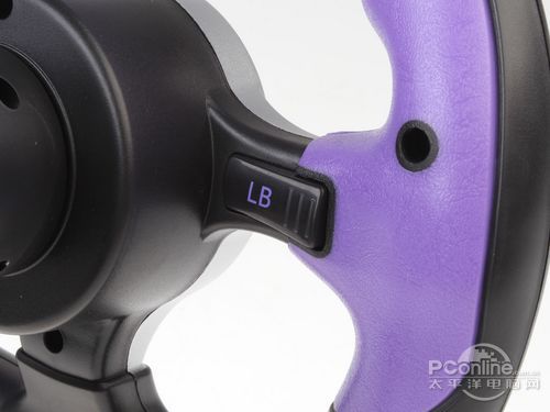 体验速度与激情 北通瞬风131方向盘评测