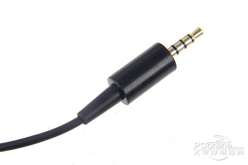 AKG K619